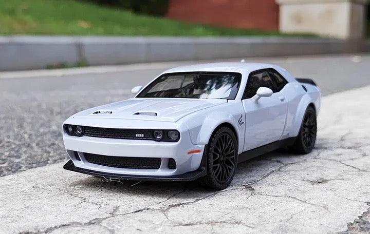 【Hellcat ™】-Sinta a Adrenalina com a Miniatura Dodge Challenger SRT Velozes e Furiosos!